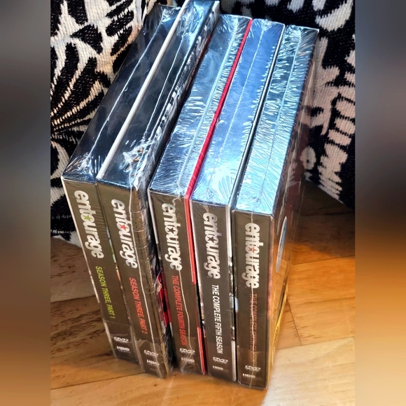 FACTORY SEALED - HBO Series "Entourage" Seasons 3, 4, 5 & 6 DVDs - Picture 2 of 5